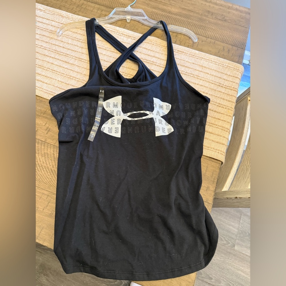 Under armour size large tank